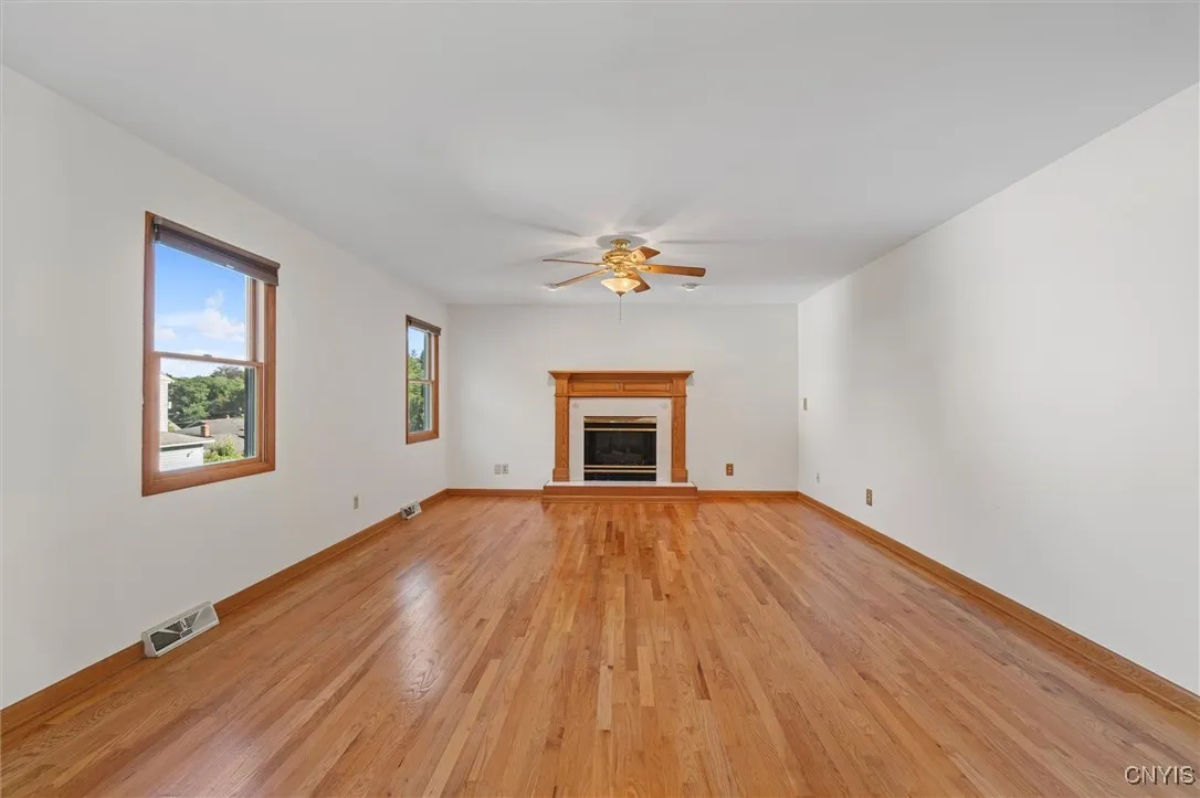 207 Tarolli Drive, Geddes, New York 13209, Geddes, New York 13209, 4 Bedrooms Bedrooms, 10 Rooms Rooms,3 BathroomsBathrooms,Residential,Closed,207 Tarolli Drive, Geddes, New York 13209,0,S1634020