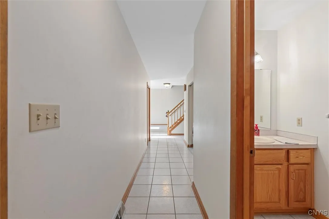 207 Tarolli Drive, Geddes, New York 13209, Geddes, New York 13209, 4 Bedrooms Bedrooms, 10 Rooms Rooms,3 BathroomsBathrooms,Residential,Closed,207 Tarolli Drive, Geddes, New York 13209,0,S1634020