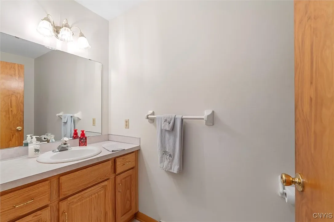 207 Tarolli Drive, Geddes, New York 13209, Geddes, New York 13209, 4 Bedrooms Bedrooms, 10 Rooms Rooms,3 BathroomsBathrooms,Residential,Closed,207 Tarolli Drive, Geddes, New York 13209,0,S1634020