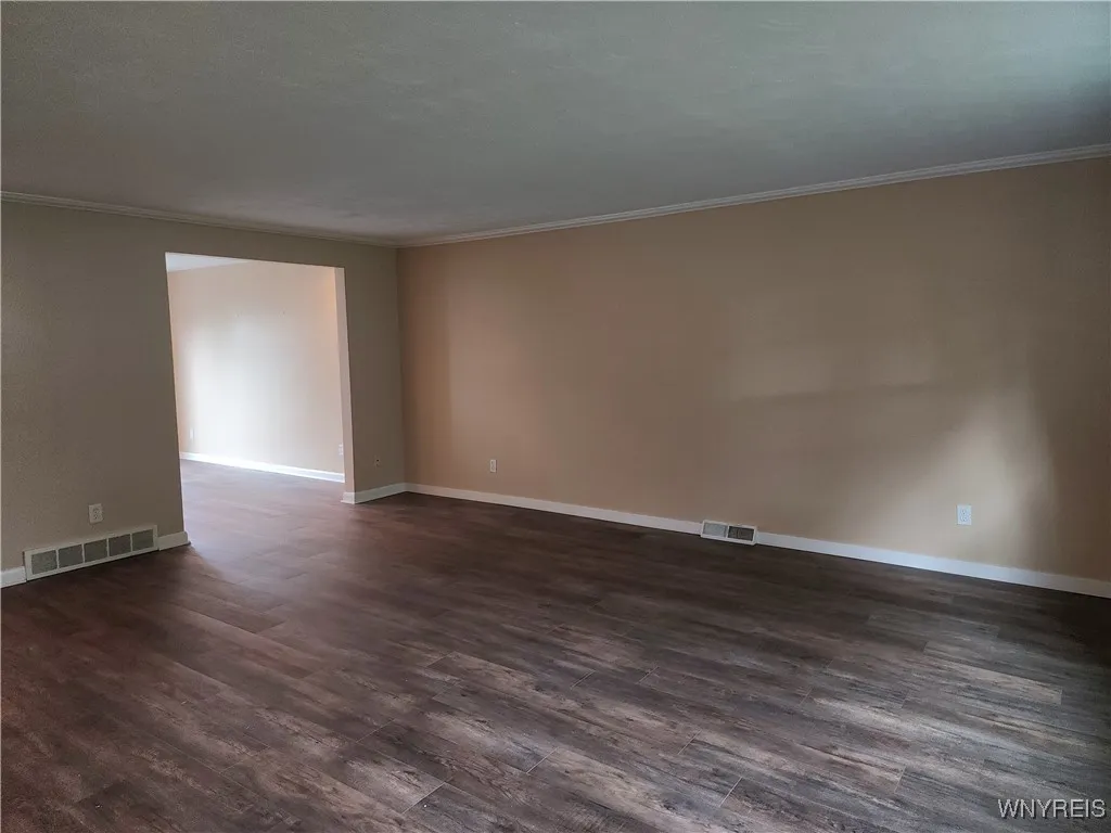 50 Carriage Drive 5, Orchard Park, New York 14127, Orchard Park, New York 14127, 3 Bedrooms Bedrooms, 7 Rooms Rooms,1 BathroomBathrooms,Residential,For Sale,50 Carriage Drive 5, Orchard Park, New York 14127,0,B1633121