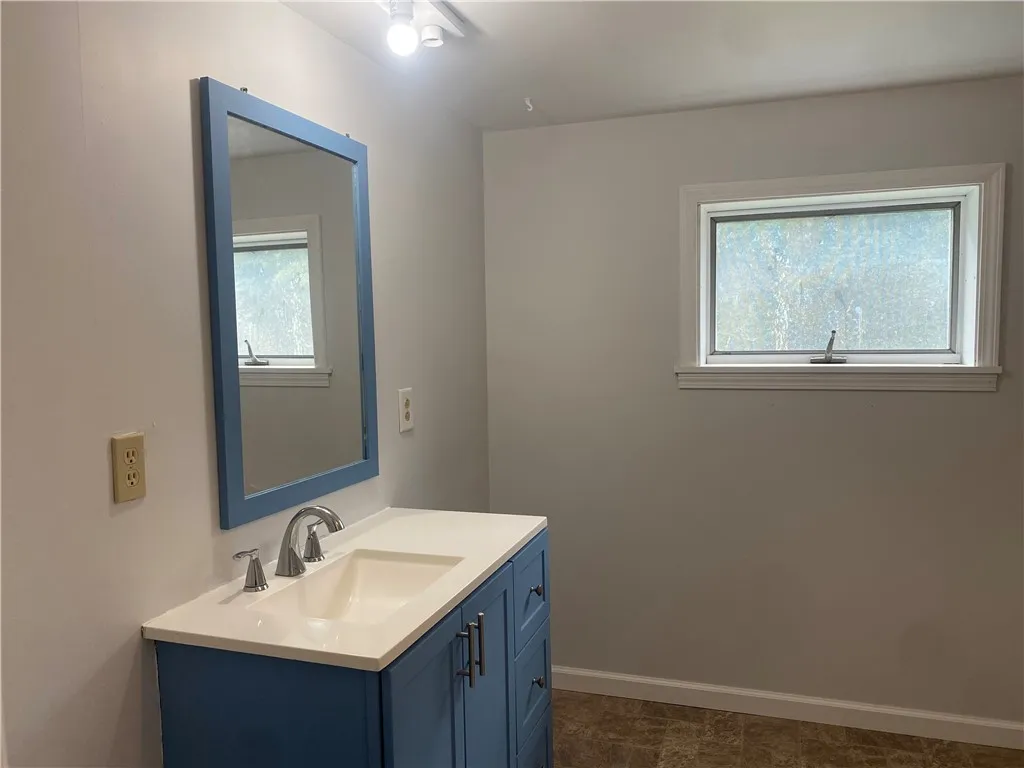 8 Erie Street, Cohocton, New York 14808, Cohocton, New York 14808, 3 Bedrooms Bedrooms, 9 Rooms Rooms,2 BathroomsBathrooms,Residential,Closed,8 Erie Street, Cohocton, New York 14808,0,R1634054