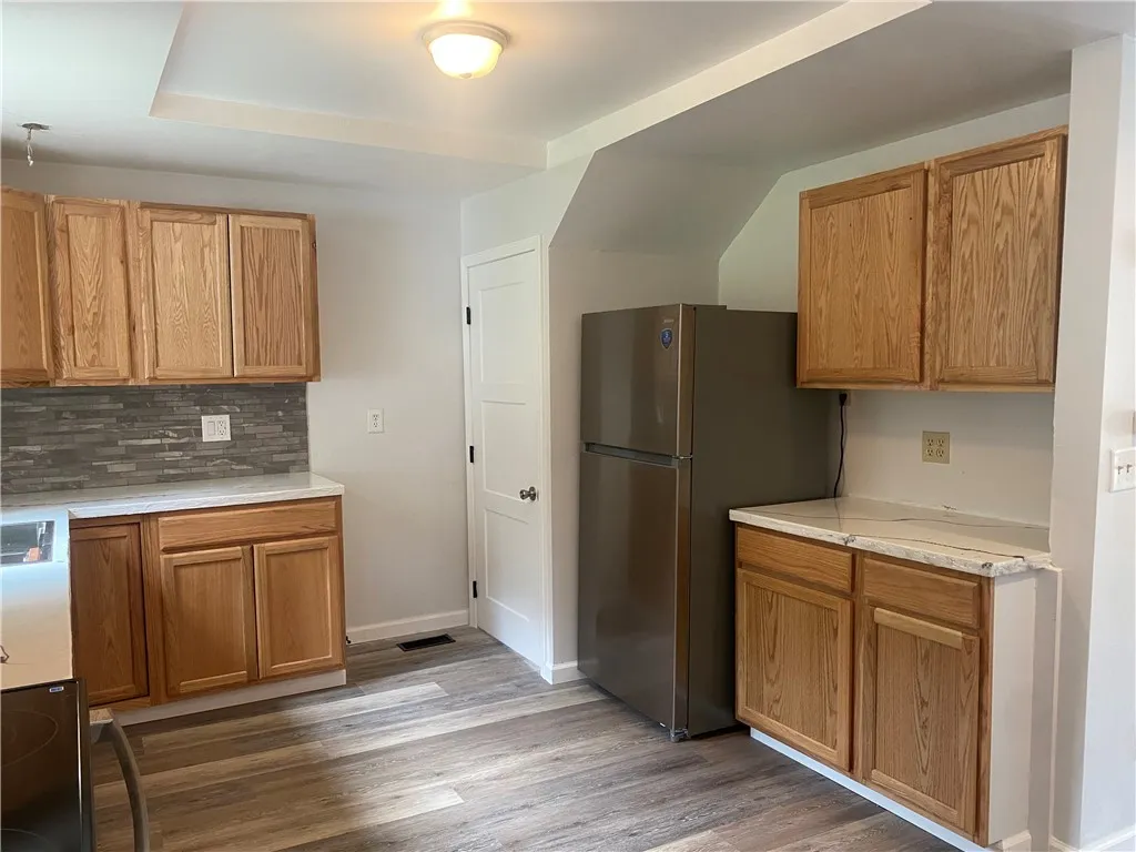 8 Erie Street, Cohocton, New York 14808, Cohocton, New York 14808, 3 Bedrooms Bedrooms, 9 Rooms Rooms,2 BathroomsBathrooms,Residential,Closed,8 Erie Street, Cohocton, New York 14808,0,R1634054