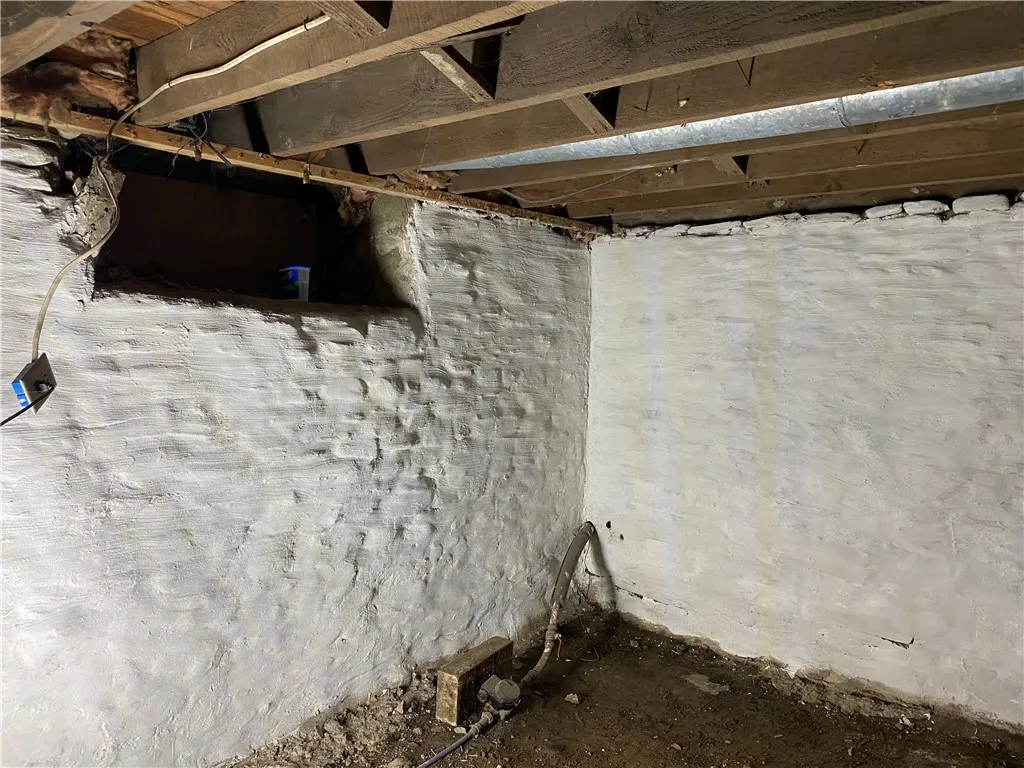 8 Erie Street, Cohocton, New York 14808, Cohocton, New York 14808, 3 Bedrooms Bedrooms, 9 Rooms Rooms,2 BathroomsBathrooms,Residential,Closed,8 Erie Street, Cohocton, New York 14808,0,R1634054