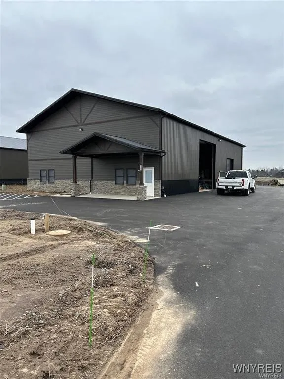 9367 County Rd, Clarence, New York 14032, Clarence, New York 14032, ,Commercial Sale,For Sale,9367 County Rd, Clarence, New York 14032,0,B1634060