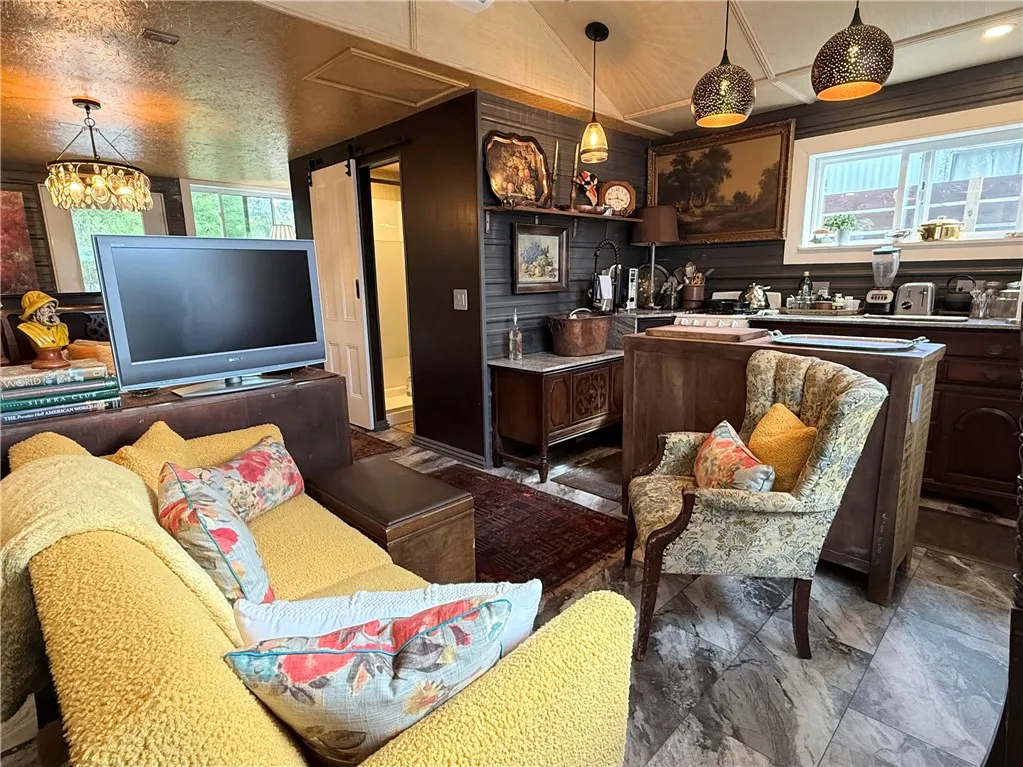 4402 College Avenue, Corning, New York 14830, Corning, New York 14830, 1 Room Rooms,1 BathroomBathrooms,Residential,Closed,4402 College Avenue, Corning, New York 14830,0,R1634130