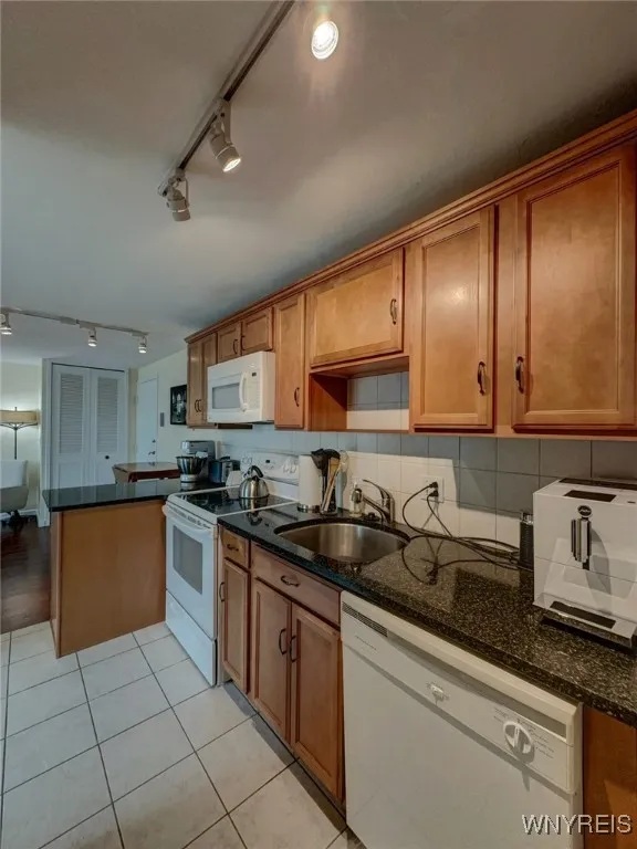 849 Delaware Avenue 302, Buffalo, New York 14209, Buffalo, New York 14209, 1 Bedroom Bedrooms, 4 Rooms Rooms,1 BathroomBathrooms,Residential,For Sale,849 Delaware Avenue 302, Buffalo, New York 14209,0,B1633939