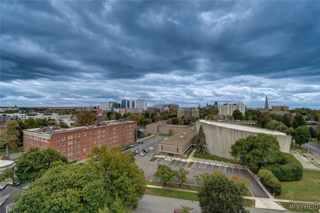 849 Delaware Avenue 302, Buffalo, New York 14209, Buffalo, New York 14209, 1 Bedroom Bedrooms, 4 Rooms Rooms,1 BathroomBathrooms,Residential,For Sale,849 Delaware Avenue 302, Buffalo, New York 14209,0,B1633939