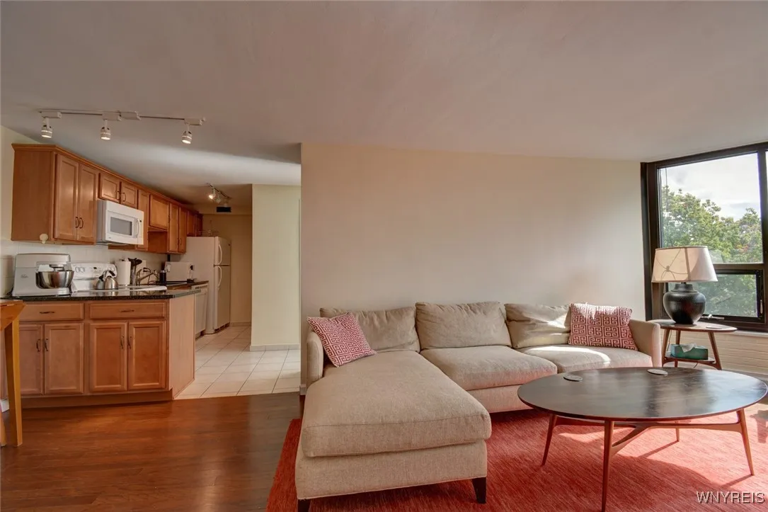 849 Delaware Avenue 302, Buffalo, New York 14209, Buffalo, New York 14209, 1 Bedroom Bedrooms, 5 Rooms Rooms,1 BathroomBathrooms,Residential Lease,For Rent,849 Delaware Avenue 302, Buffalo, New York 14209,0,B1633720