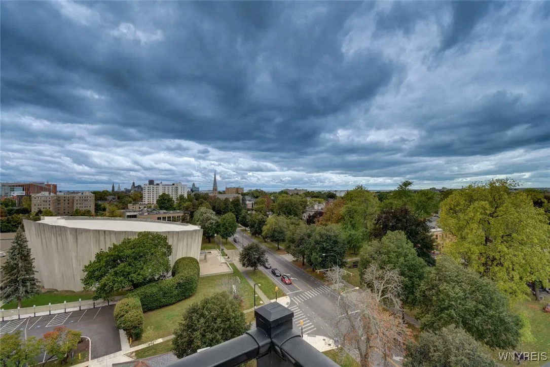 849 Delaware Avenue 302, Buffalo, New York 14209, Buffalo, New York 14209, 1 Bedroom Bedrooms, 5 Rooms Rooms,1 BathroomBathrooms,Residential Lease,For Rent,849 Delaware Avenue 302, Buffalo, New York 14209,0,B1633720