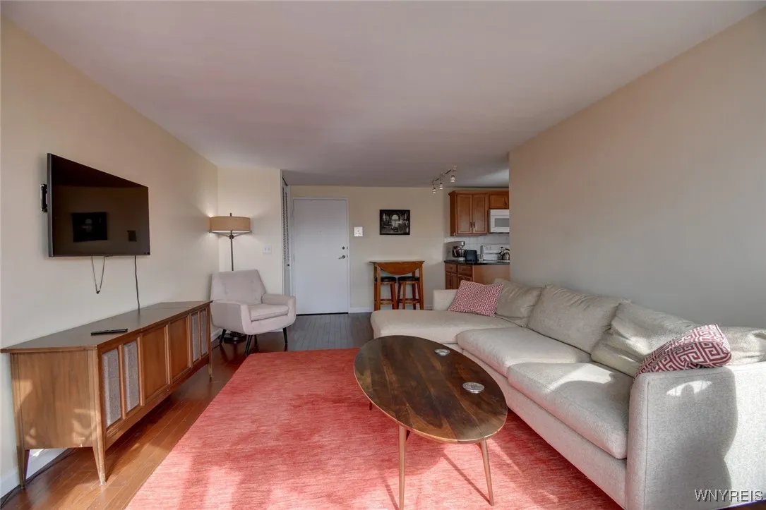 849 Delaware Avenue 302, Buffalo, New York 14209, Buffalo, New York 14209, 1 Bedroom Bedrooms, 5 Rooms Rooms,1 BathroomBathrooms,Residential Lease,For Rent,849 Delaware Avenue 302, Buffalo, New York 14209,0,B1633720