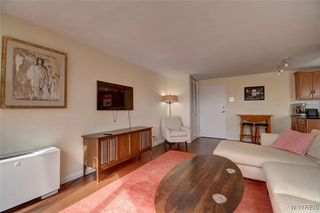 849 Delaware Avenue 302, Buffalo, New York 14209, Buffalo, New York 14209, 1 Bedroom Bedrooms, 5 Rooms Rooms,1 BathroomBathrooms,Residential Lease,For Rent,849 Delaware Avenue 302, Buffalo, New York 14209,0,B1633720