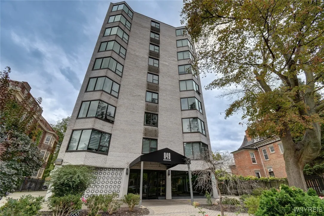 849 Delaware Avenue 302, Buffalo, New York 14209, Buffalo, New York 14209, 1 Bedroom Bedrooms, 5 Rooms Rooms,1 BathroomBathrooms,Residential Lease,For Rent,849 Delaware Avenue 302, Buffalo, New York 14209,0,B1633720