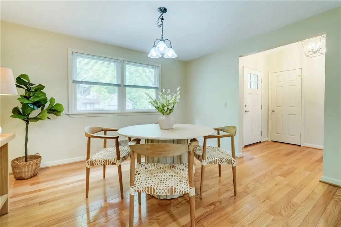 13 Tree Brook Drive, Penfield, New York 14625, Penfield, New York 14625, 3 Bedrooms Bedrooms, 7 Rooms Rooms,2 BathroomsBathrooms,Residential,Closed,13 Tree Brook Drive, Penfield, New York 14625,0,R1632802