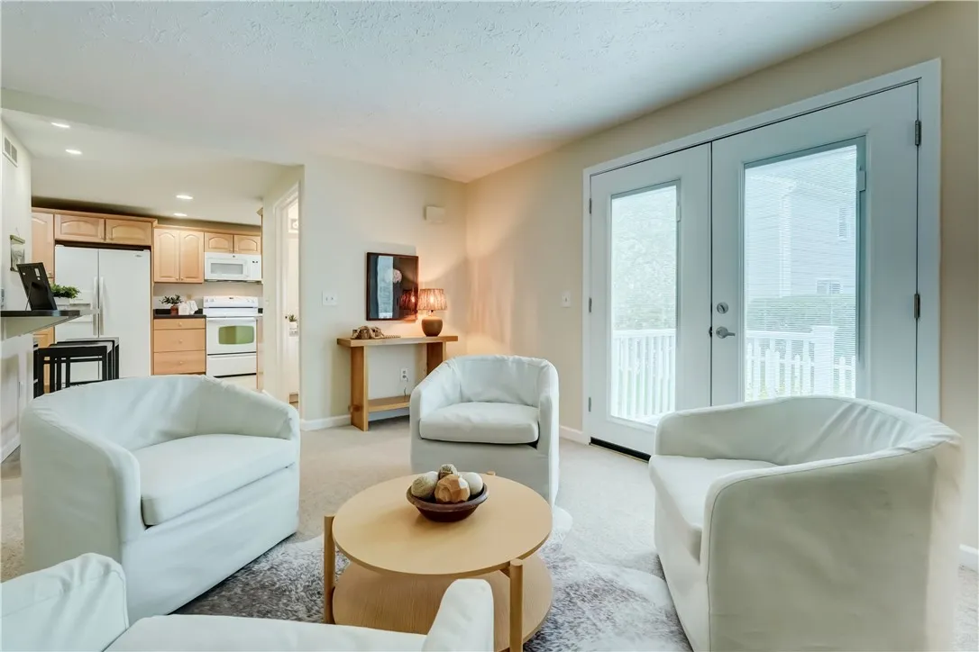 13 Tree Brook Drive, Penfield, New York 14625, Penfield, New York 14625, 3 Bedrooms Bedrooms, 7 Rooms Rooms,2 BathroomsBathrooms,Residential,Closed,13 Tree Brook Drive, Penfield, New York 14625,0,R1632802