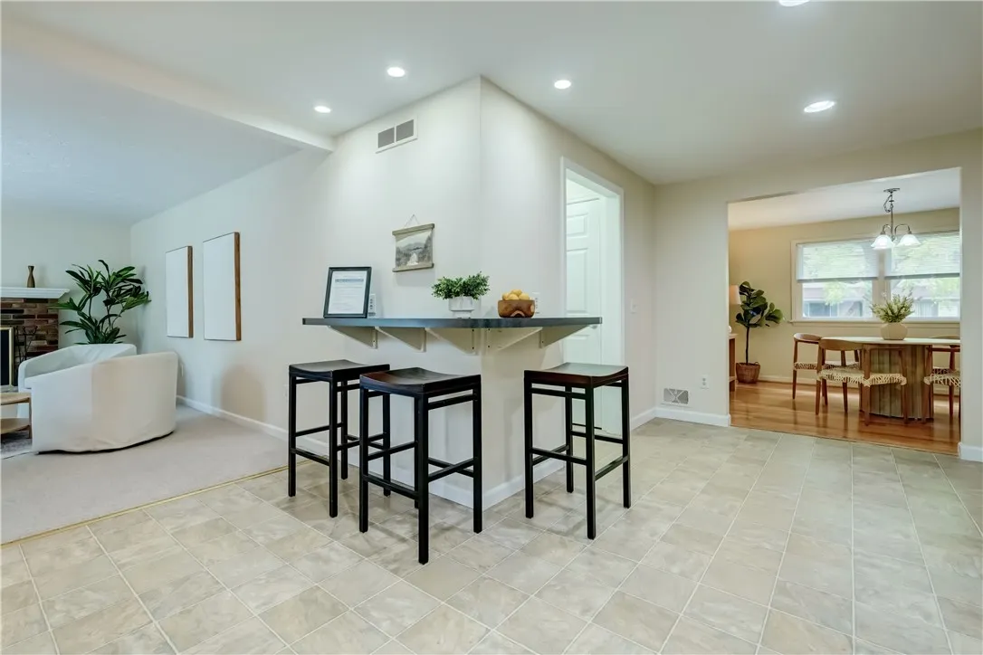 13 Tree Brook Drive, Penfield, New York 14625, Penfield, New York 14625, 3 Bedrooms Bedrooms, 7 Rooms Rooms,2 BathroomsBathrooms,Residential,Closed,13 Tree Brook Drive, Penfield, New York 14625,0,R1632802