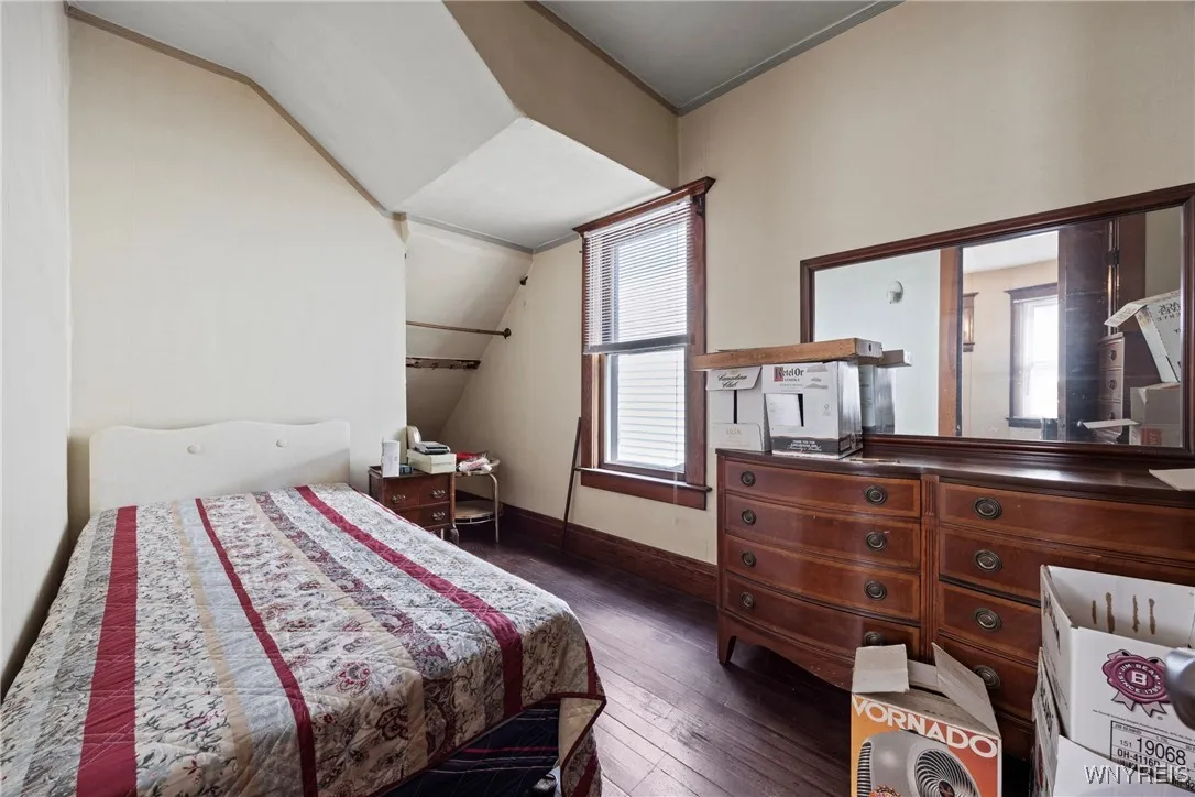 55 Keystone Street, Buffalo, New York 14211, Buffalo, New York 14211, 5 Bedrooms Bedrooms, ,2 BathroomsBathrooms,Residential,For Sale,55 Keystone Street, Buffalo, New York 14211,0,B1633883