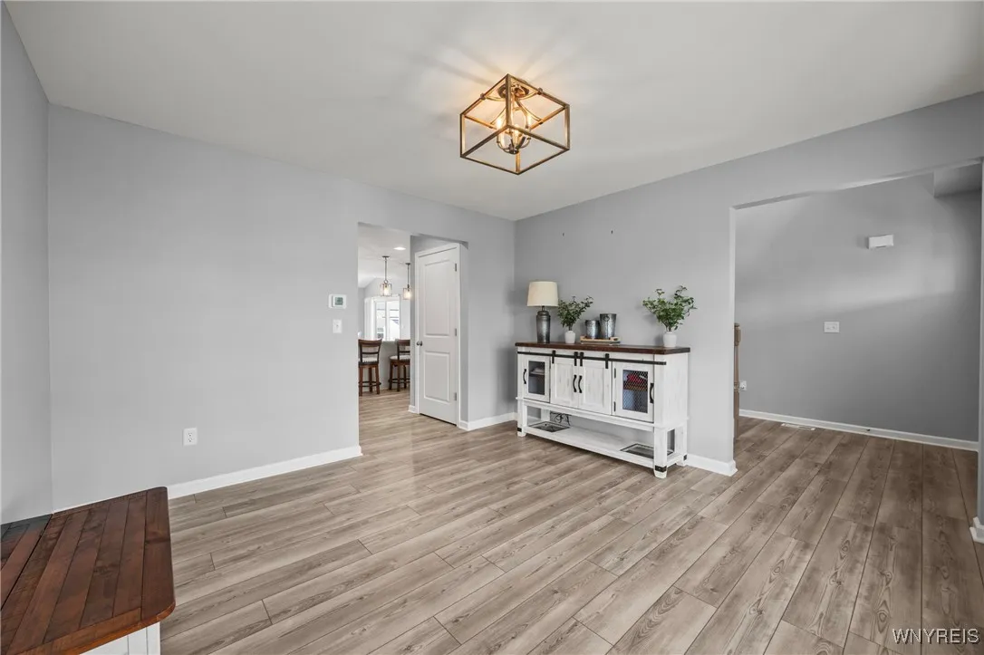 6114 Wildwood Way, Lockport Town, New York 14094, Lockport Town, New York 14094, 4 Bedrooms Bedrooms, 8 Rooms Rooms,2 BathroomsBathrooms,Residential,For Sale,6114 Wildwood Way, Lockport Town, New York 14094,0,B1634091