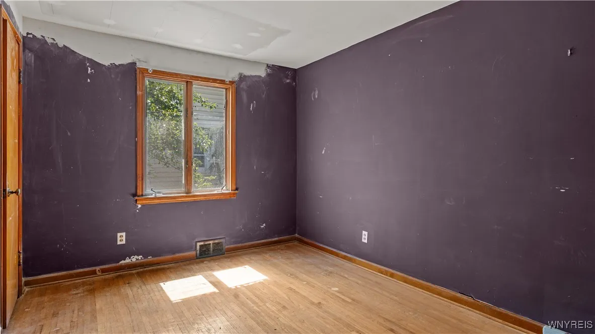99 Shanley Street, Cheektowaga, New York 14206, Cheektowaga, New York 14206, 3 Bedrooms Bedrooms, 6 Rooms Rooms,1 BathroomBathrooms,Residential,Closed,99 Shanley Street, Cheektowaga, New York 14206,0,B1634187