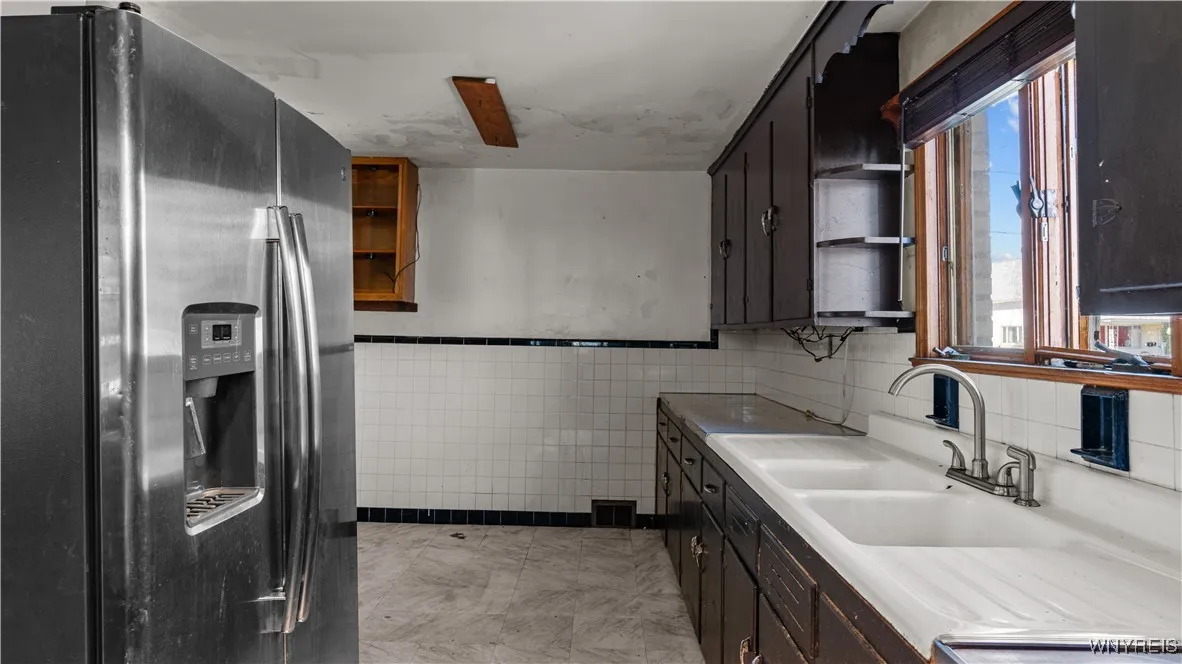 99 Shanley Street, Cheektowaga, New York 14206, Cheektowaga, New York 14206, 3 Bedrooms Bedrooms, 6 Rooms Rooms,1 BathroomBathrooms,Residential,For Sale,99 Shanley Street, Cheektowaga, New York 14206,0,B1634187