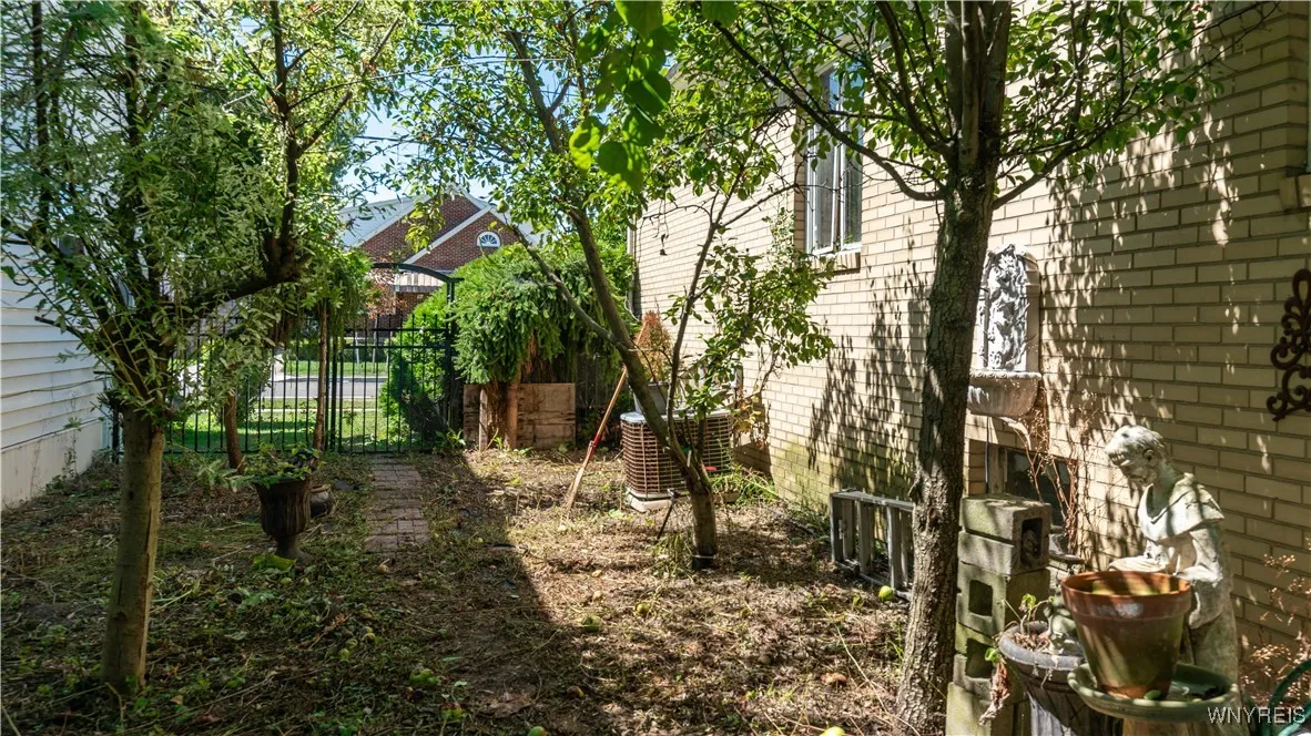 99 Shanley Street, Cheektowaga, New York 14206, Cheektowaga, New York 14206, 3 Bedrooms Bedrooms, 6 Rooms Rooms,1 BathroomBathrooms,Residential,Closed,99 Shanley Street, Cheektowaga, New York 14206,0,B1634187