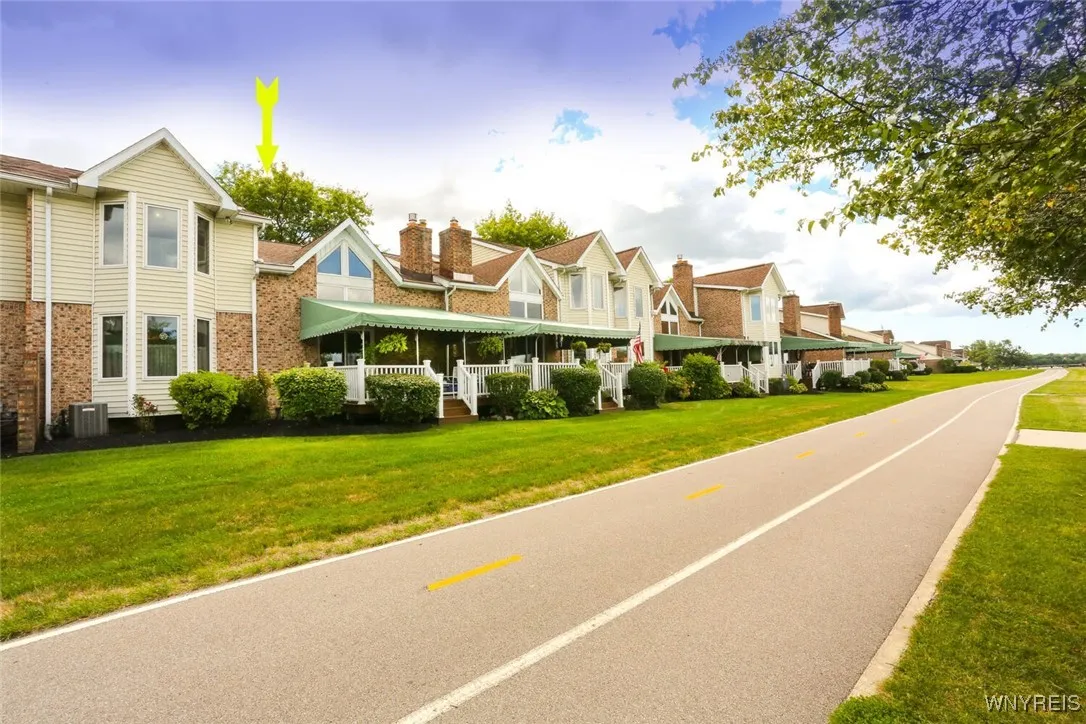 152 Niagara Shore Drive, Tonawanda, New York 14150, Tonawanda, New York 14150, 2 Bedrooms Bedrooms, 7 Rooms Rooms,1 BathroomBathrooms,Residential,For Sale,152 Niagara Shore Drive, Tonawanda, New York 14150,0,B1633966
