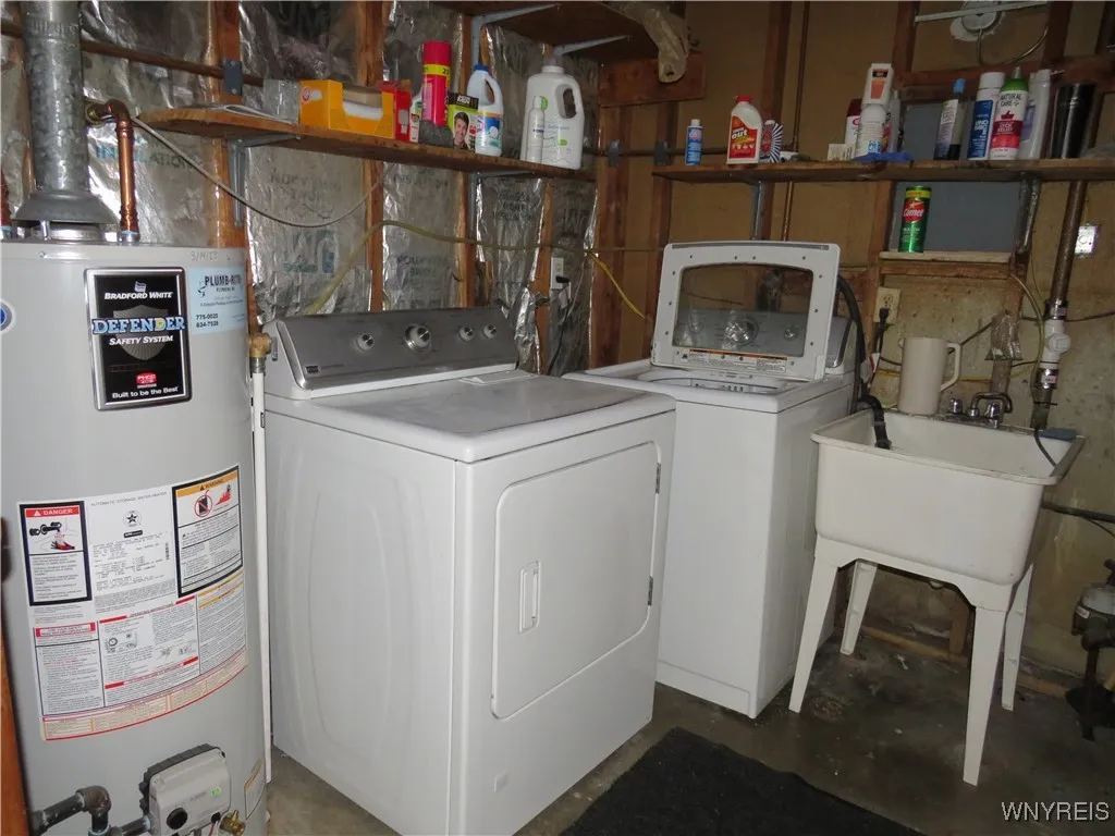 1936 Marjorie Road, Grand Island, New York 14072, Grand Island, New York 14072, 3 Bedrooms Bedrooms, 9 Rooms Rooms,1 BathroomBathrooms,Residential,Closed,1936 Marjorie Road, Grand Island, New York 14072,0,B1633816