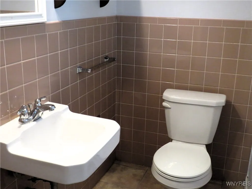 1936 Marjorie Road, Grand Island, New York 14072, Grand Island, New York 14072, 3 Bedrooms Bedrooms, 9 Rooms Rooms,1 BathroomBathrooms,Residential,Closed,1936 Marjorie Road, Grand Island, New York 14072,0,B1633816