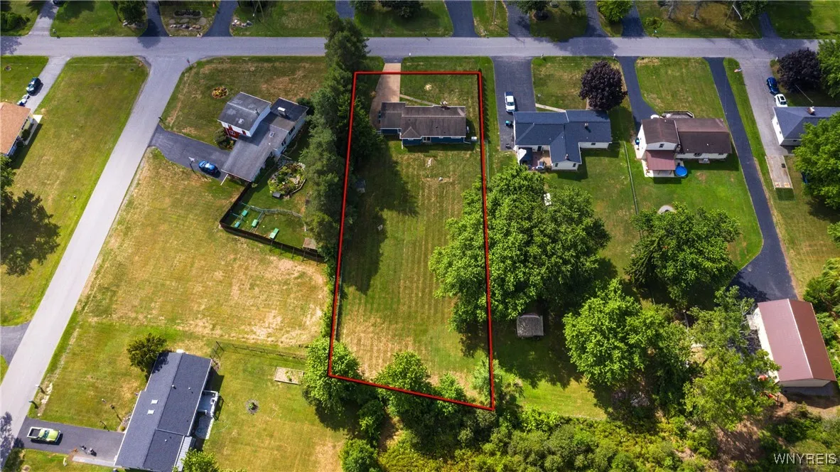 11094 Fairview Drive, Alden, New York 14086, Alden, New York 14086, 3 Bedrooms Bedrooms, 6 Rooms Rooms,1 BathroomBathrooms,Residential,Closed,11094 Fairview Drive, Alden, New York 14086,0,B1633322