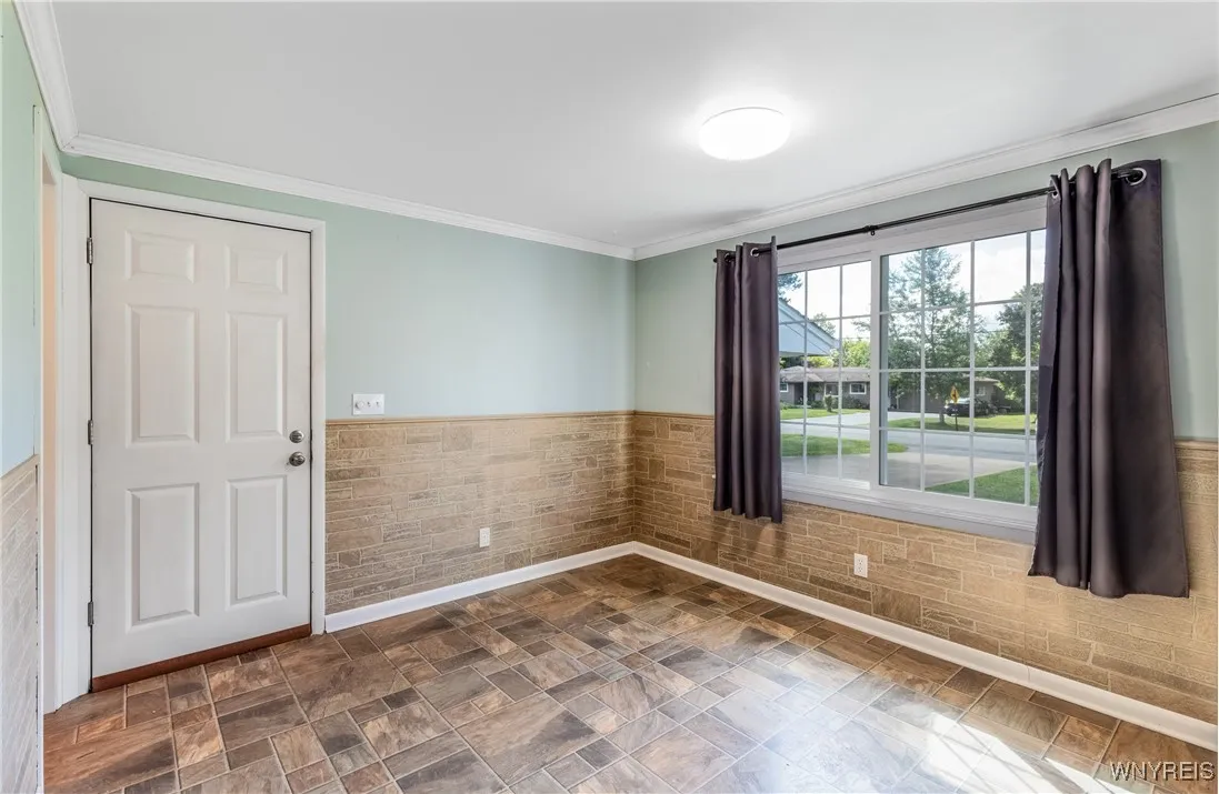 11094 Fairview Drive, Alden, New York 14086, Alden, New York 14086, 3 Bedrooms Bedrooms, 6 Rooms Rooms,1 BathroomBathrooms,Residential,Closed,11094 Fairview Drive, Alden, New York 14086,0,B1633322