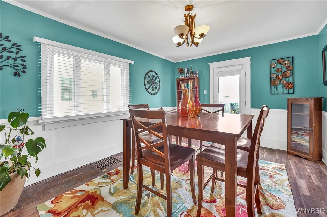 291 Tremont Avenue, Tonawanda, New York 14217, Tonawanda, New York 14217, 3 Bedrooms Bedrooms, 7 Rooms Rooms,1 BathroomBathrooms,Residential Lease,For Rent,291 Tremont Avenue, Tonawanda, New York 14217,0,B1634182