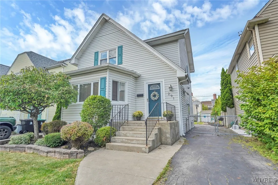 291 Tremont Avenue, Tonawanda, New York 14217, Tonawanda, New York 14217, 3 Bedrooms Bedrooms, 7 Rooms Rooms,1 BathroomBathrooms,Residential Lease,For Rent,291 Tremont Avenue, Tonawanda, New York 14217,0,B1634182