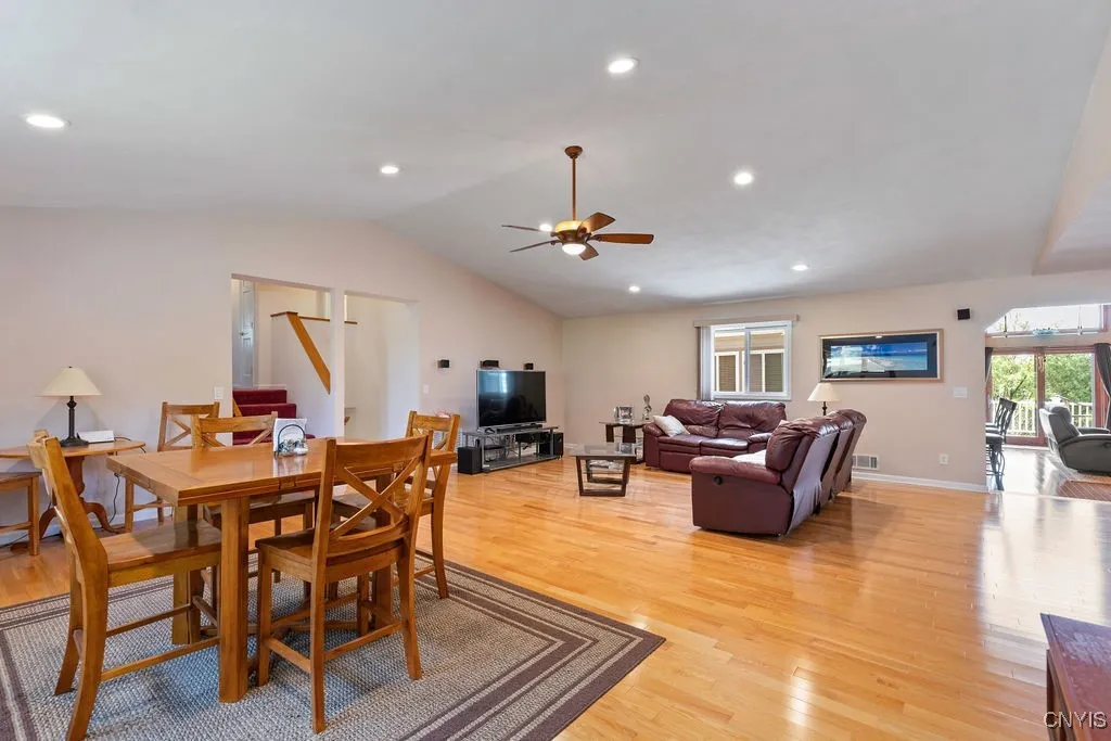 1268 Peth Road, Cazenovia, New York 13035, Cazenovia, New York 13035, 4 Bedrooms Bedrooms, 13 Rooms Rooms,3 BathroomsBathrooms,Residential,For Sale,1268 Peth Road, Cazenovia, New York 13035,0,S1633471