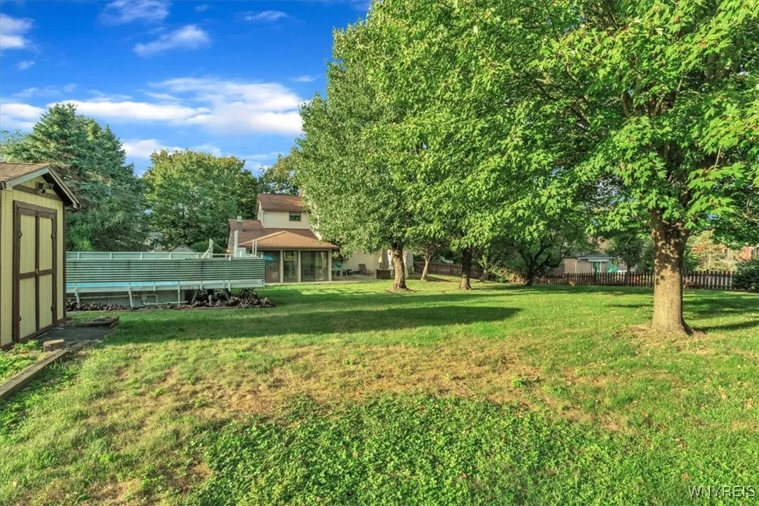 401 Elma Meadow Lane, Elma, New York 14059, Elma, New York 14059, 4 Bedrooms Bedrooms, 9 Rooms Rooms,1 BathroomBathrooms,Residential,Closed,401 Elma Meadow Lane, Elma, New York 14059,0,B1633767