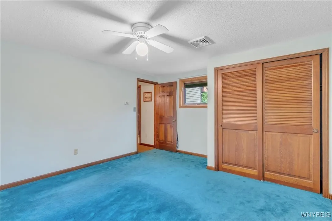 401 Elma Meadow Lane, Elma, New York 14059, Elma, New York 14059, 4 Bedrooms Bedrooms, 9 Rooms Rooms,1 BathroomBathrooms,Residential,Closed,401 Elma Meadow Lane, Elma, New York 14059,0,B1633767