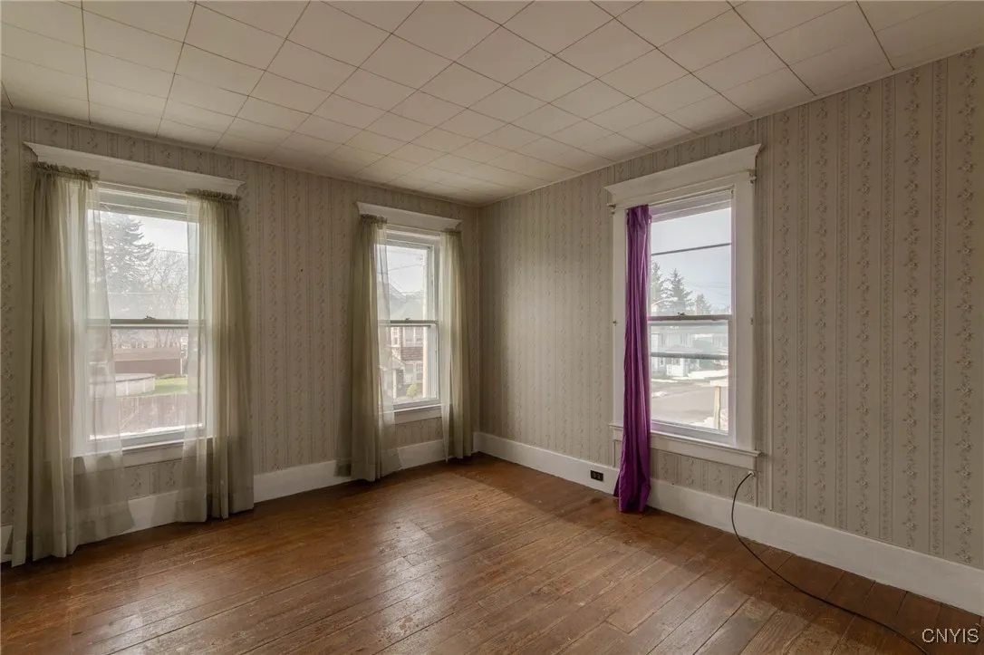 130 North Indiana Avenue, Watertown City, New York, Watertown City, New York 13601, 3 Bedrooms Bedrooms, 9 Rooms Rooms,1 BathroomBathrooms,Residential Lease,For Rent,130 North Indiana Avenue, Watertown City, New York,0,S1634214