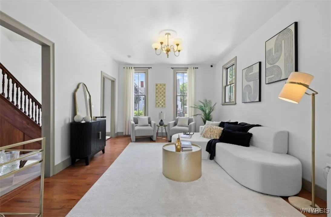 19 Lawrence Place, Buffalo, New York 14213, Buffalo, New York 14213, 2 Bedrooms Bedrooms, 7 Rooms Rooms,1 BathroomBathrooms,Residential,For Sale,19 Lawrence Place, Buffalo, New York 14213,0,B1633999