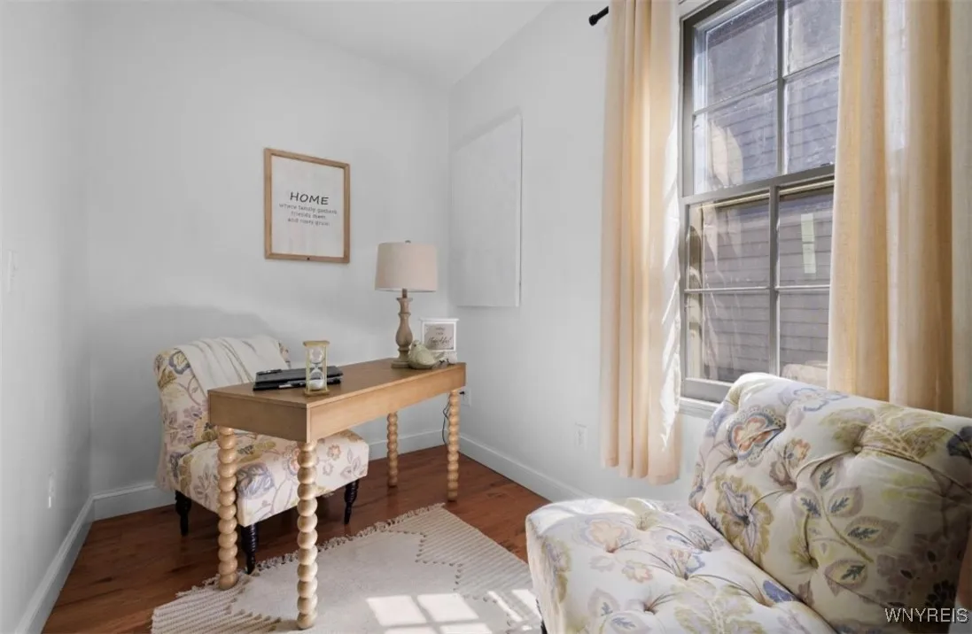 19 Lawrence Place, Buffalo, New York 14213, Buffalo, New York 14213, 2 Bedrooms Bedrooms, 7 Rooms Rooms,1 BathroomBathrooms,Residential,For Sale,19 Lawrence Place, Buffalo, New York 14213,0,B1633999