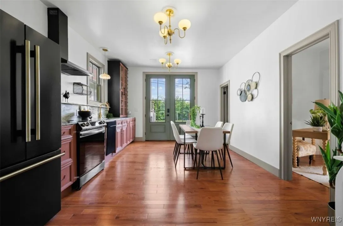 19 Lawrence Place, Buffalo, New York 14213, Buffalo, New York 14213, 2 Bedrooms Bedrooms, 7 Rooms Rooms,1 BathroomBathrooms,Residential,For Sale,19 Lawrence Place, Buffalo, New York 14213,0,B1633999