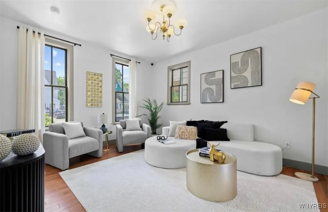 19 Lawrence Place, Buffalo, New York 14213, Buffalo, New York 14213, 2 Bedrooms Bedrooms, 7 Rooms Rooms,1 BathroomBathrooms,Residential,For Sale,19 Lawrence Place, Buffalo, New York 14213,0,B1633999