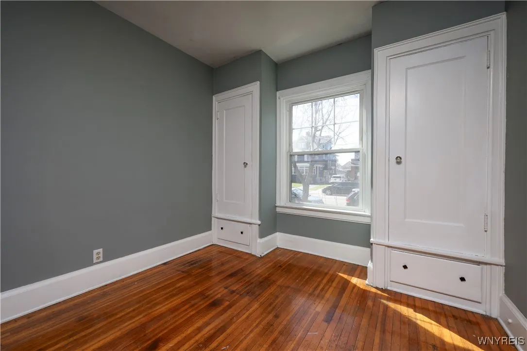 461 Huntington Avenue, Buffalo, New York 14214, Buffalo, New York 14214, 3 Bedrooms Bedrooms, 7 Rooms Rooms,1 BathroomBathrooms,Residential Lease,For Rent,461 Huntington Avenue, Buffalo, New York 14214,0,B1633357
