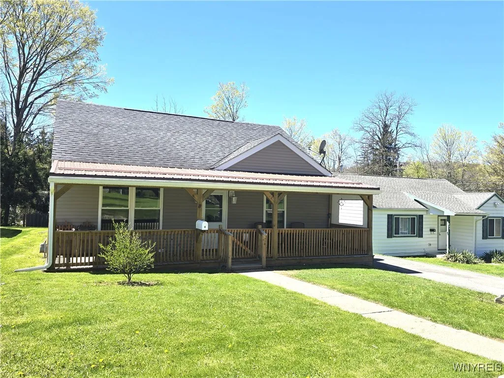 3 Medbury, Cuba, New York 14727, Cuba, New York 14727, 3 Bedrooms Bedrooms, 7 Rooms Rooms,1 BathroomBathrooms,Residential,For Sale,3 Medbury, Cuba, New York 14727,0,B1634232
