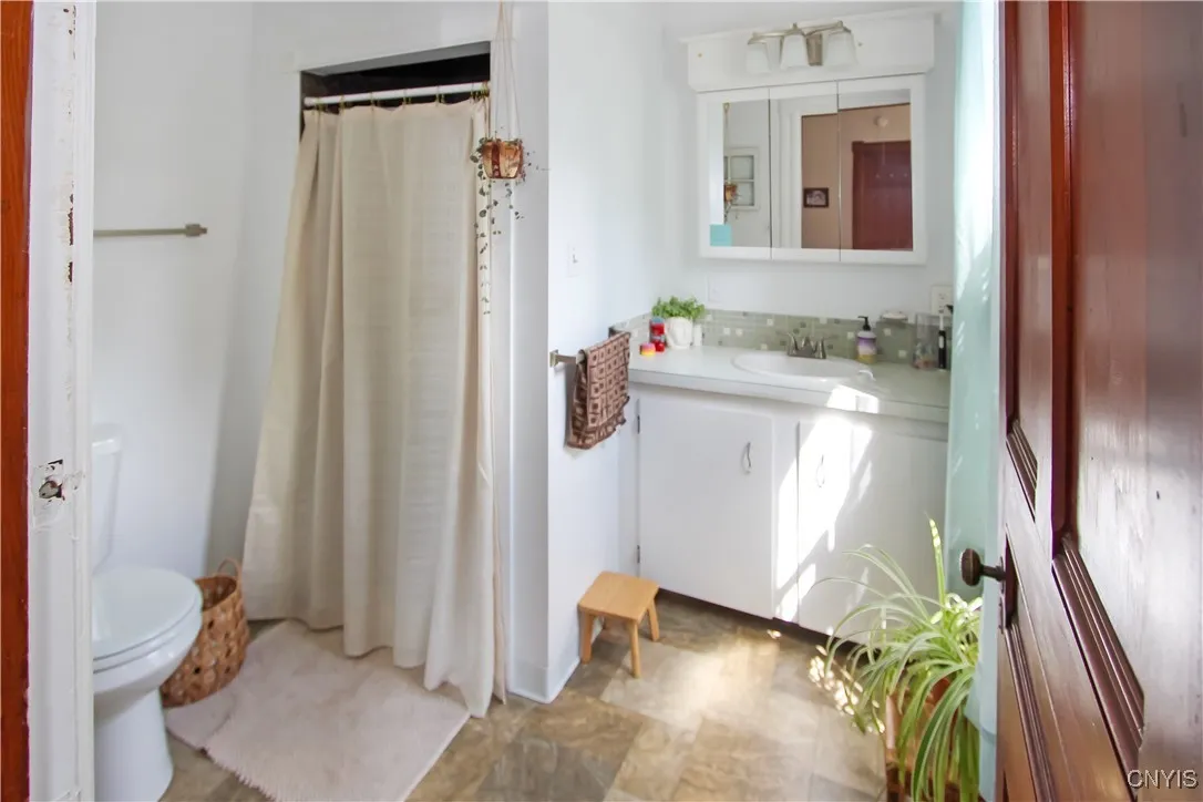 128 North School Street, Wilna, New York 13619, Wilna, New York 13619, 6 Bedrooms Bedrooms, ,3 BathroomsBathrooms,Residential,Closed,128 North School Street, Wilna, New York 13619,0,S1633943