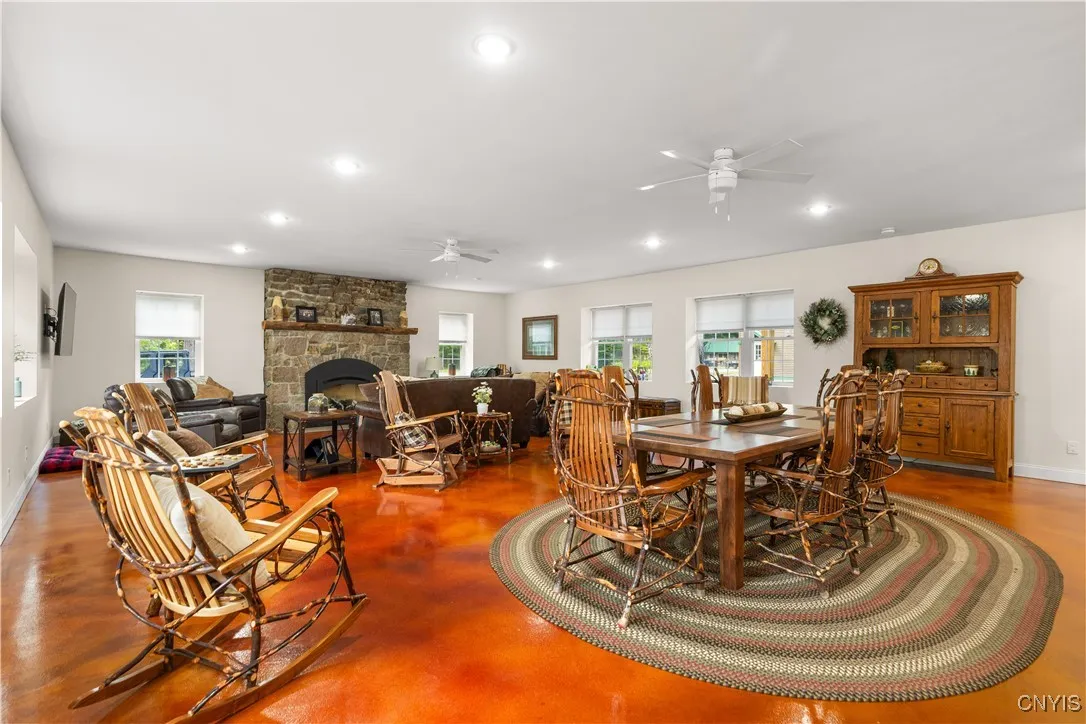 Dining & great room