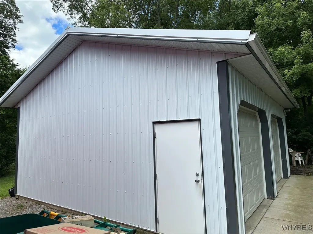SIDE VIEW OF GARAGE