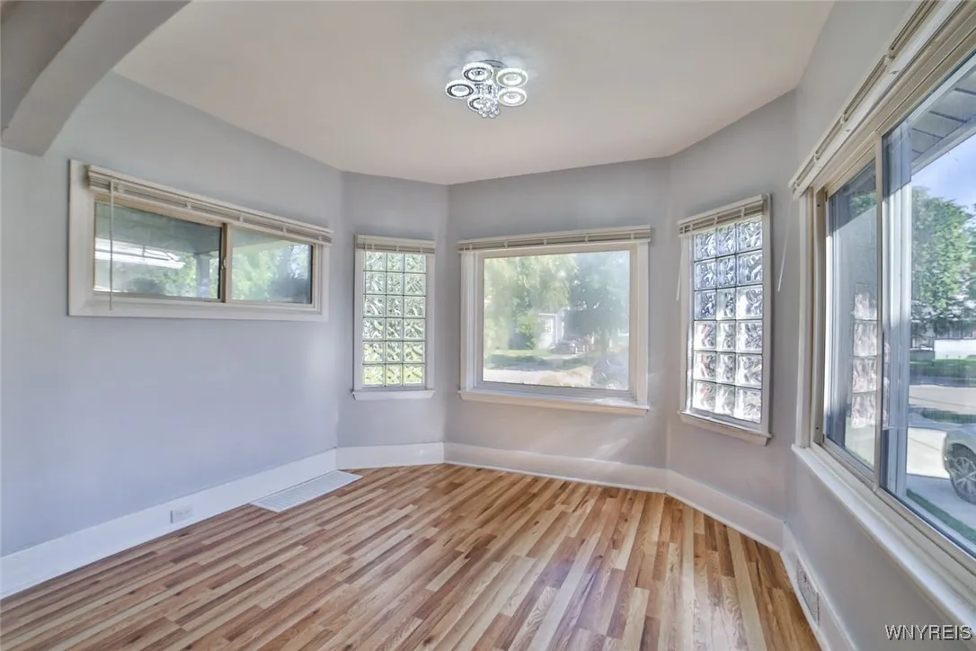 319 Lisbon Avenue 2, Buffalo, New York 14215, Buffalo, New York 14215, 6 Bedrooms Bedrooms, ,2 BathroomsBathrooms,Residential,For Sale,319 Lisbon Avenue 2, Buffalo, New York 14215,0,B1634243