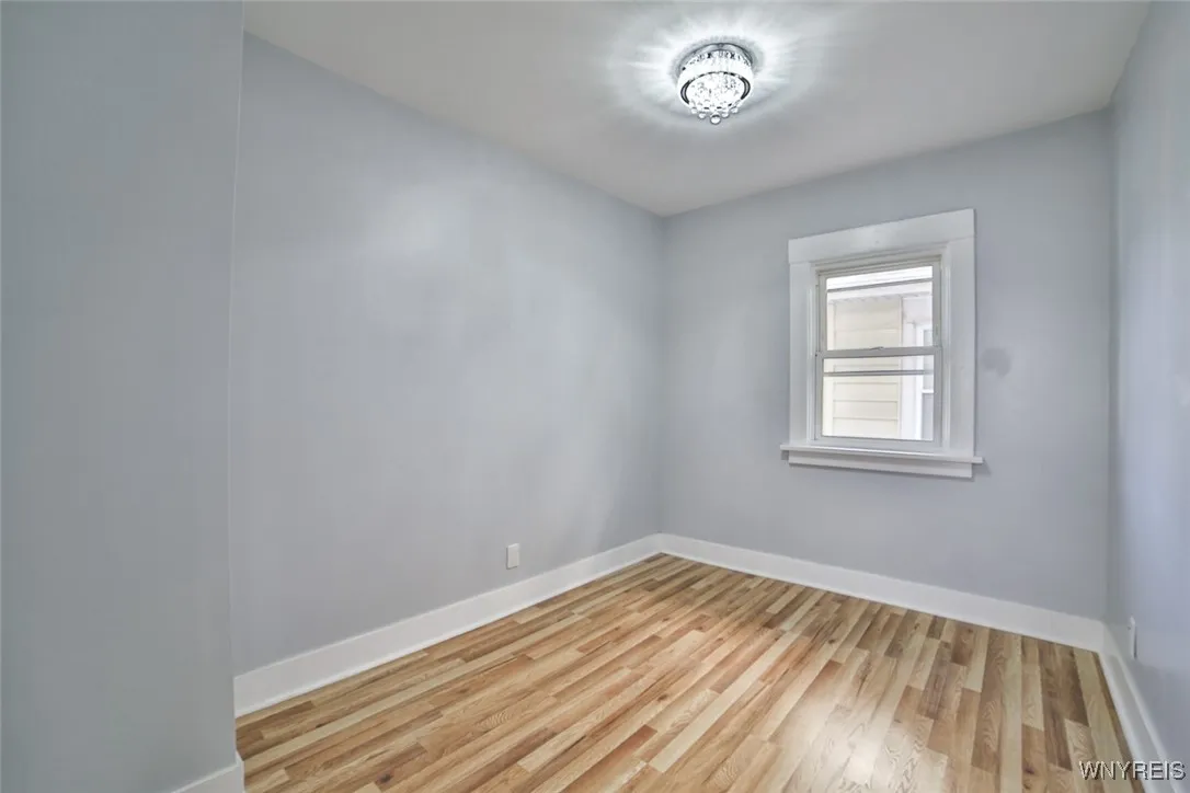 319 Lisbon Avenue 2, Buffalo, New York 14215, Buffalo, New York 14215, 6 Bedrooms Bedrooms, ,2 BathroomsBathrooms,Residential,For Sale,319 Lisbon Avenue 2, Buffalo, New York 14215,0,B1634243