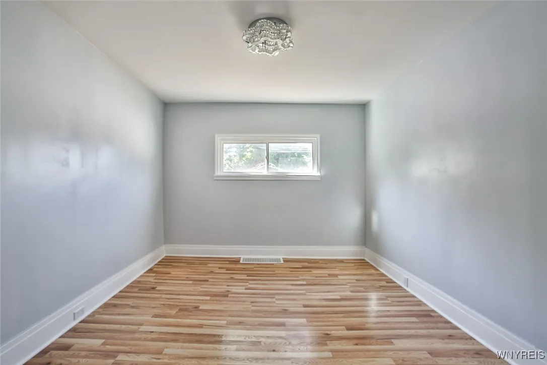 319 Lisbon Avenue 2, Buffalo, New York 14215, Buffalo, New York 14215, 6 Bedrooms Bedrooms, ,2 BathroomsBathrooms,Residential,For Sale,319 Lisbon Avenue 2, Buffalo, New York 14215,0,B1634243