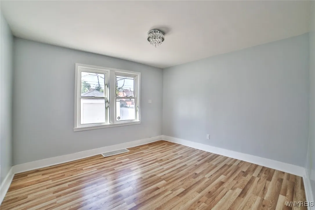 319 Lisbon Avenue 2, Buffalo, New York 14215, Buffalo, New York 14215, 6 Bedrooms Bedrooms, ,2 BathroomsBathrooms,Residential,For Sale,319 Lisbon Avenue 2, Buffalo, New York 14215,0,B1634243