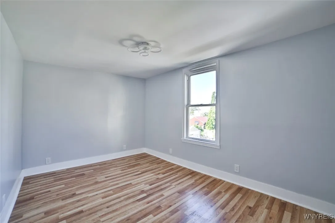 319 Lisbon Avenue 2, Buffalo, New York 14215, Buffalo, New York 14215, 6 Bedrooms Bedrooms, ,2 BathroomsBathrooms,Residential,For Sale,319 Lisbon Avenue 2, Buffalo, New York 14215,0,B1634243