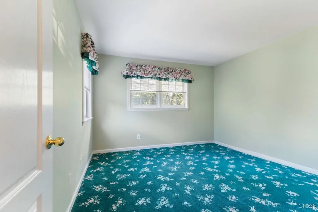 2nd bedroom with double closet